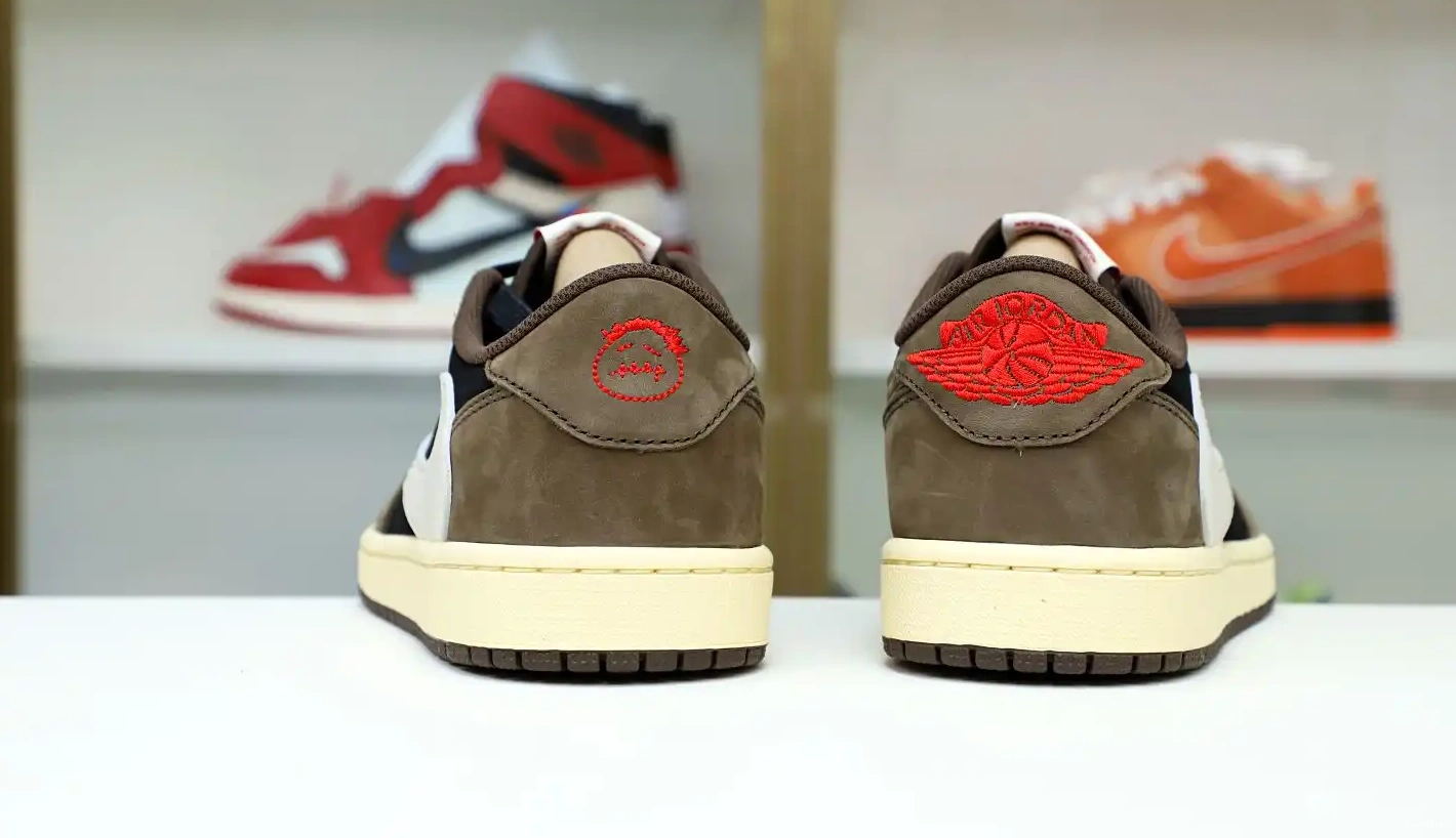 Travis SP Jordan TS x Jordan Air 1mLow OG Scott 0425